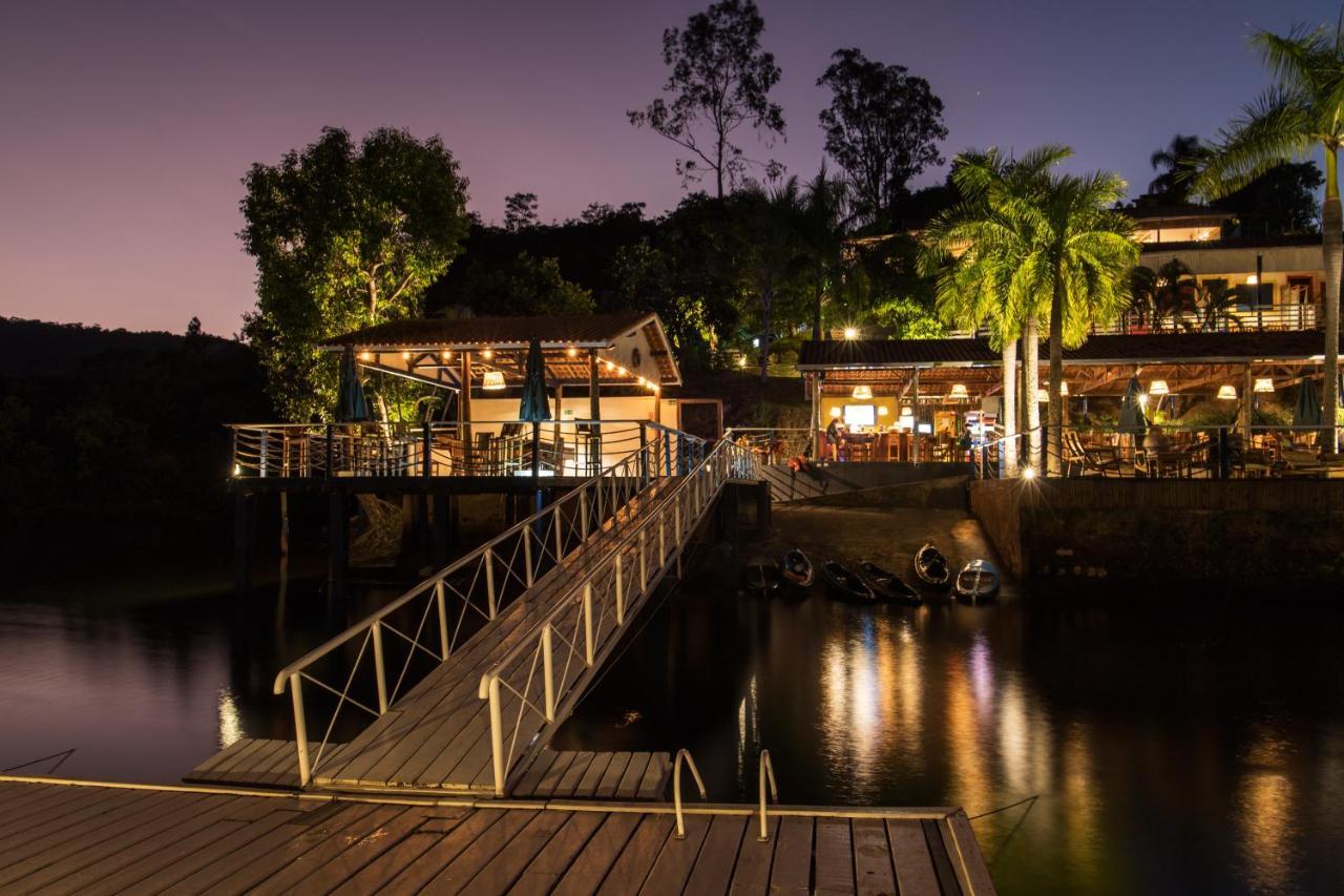 Pousada Piratas Do Barro Branco Pedregulho Buitenkant foto